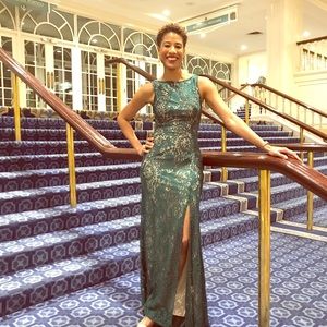 Green Lace Fishtail Dress